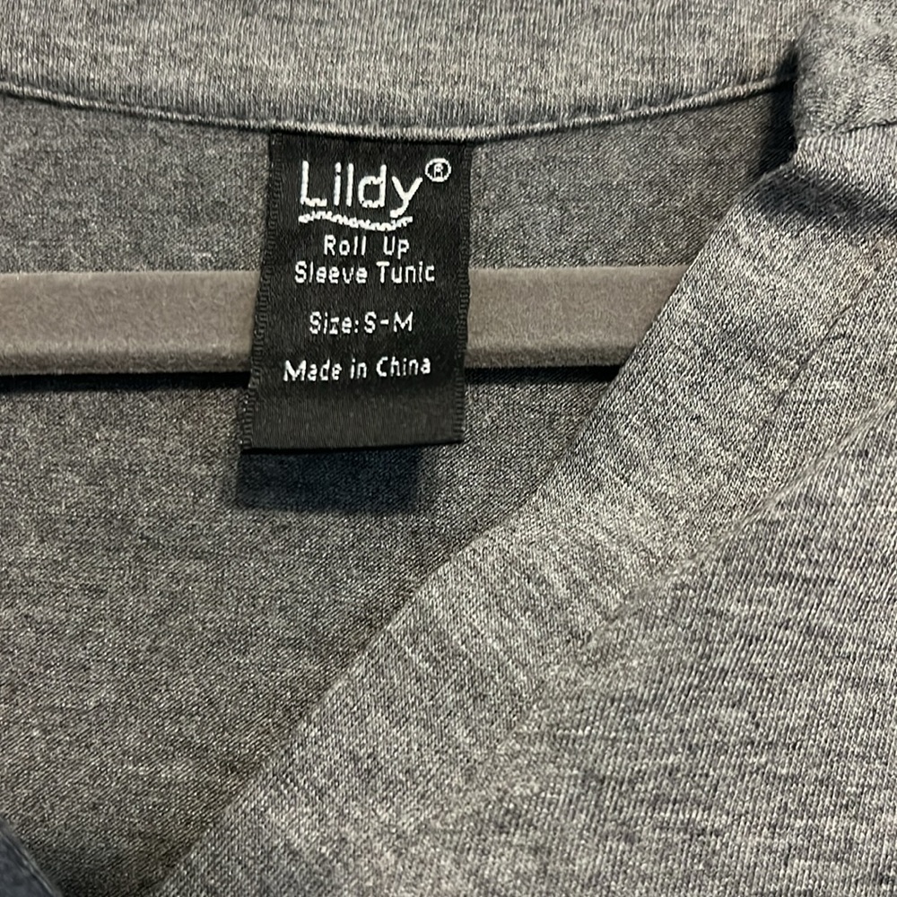 Shirt - Picture 3 of 4